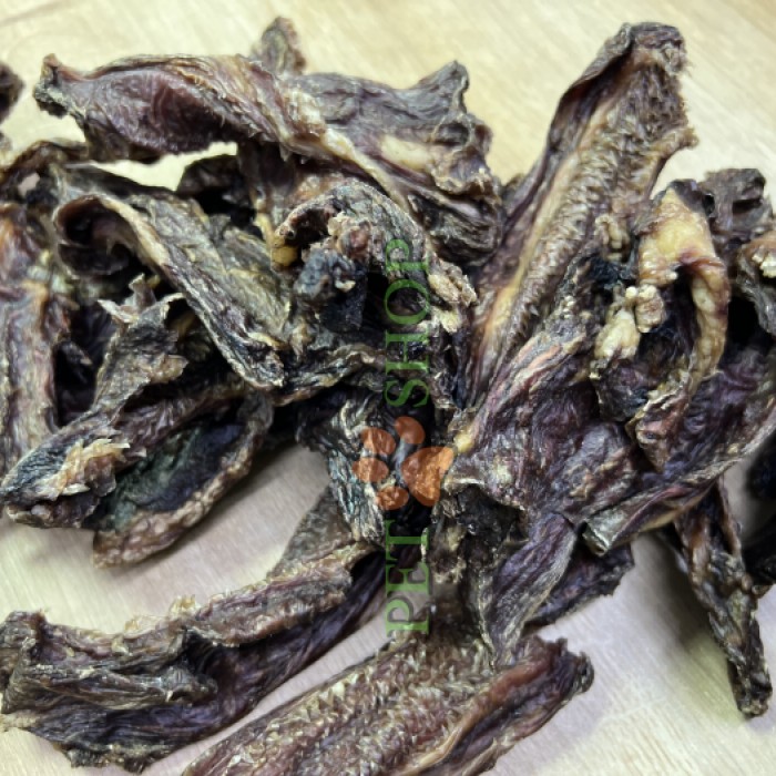 <p><strong>Натуральное лакомство для собак&nbsp;Щечки говяжьи сушеные 125&nbsp;грамм</strong></p>