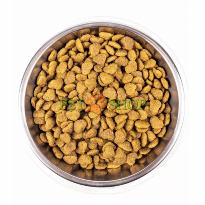 <p><strong>MONGE SUPERPREMIUM CAT HAIRBALL &mdash; это полноценный сбалансированный рацион для взрослых домашних кошек, часто страдающих от скопления комков шерсти в желудке.&nbsp;Высокий уровень белка в составе корма и содержание в нем L-карнитина позволяют кошке долгие годы сохранять активность и хорошую физическую форму.</strong></p>