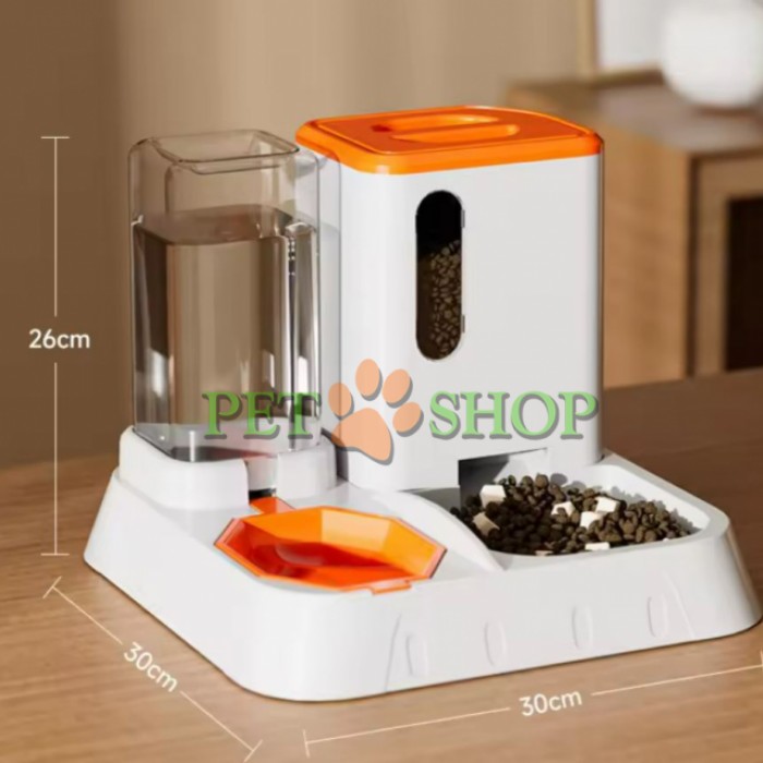 <p><strong>Миски для кошек с автоматической поилкой и&nbsp;кормушкой.&nbsp;</strong><strong>Инновационный продукт для кошачьего комфорта.&nbsp;Легко мыть, легко чистить.&nbsp;Высота 26&nbsp;см * длина 30&nbsp;см * ширина 30 см</strong></p>