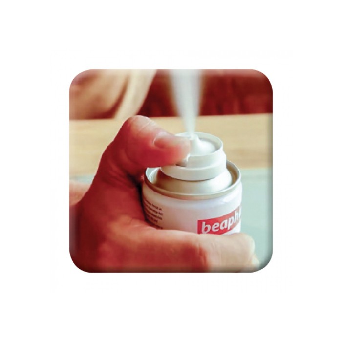 <p><strong>Спрей для уничтожения насекомых (блох, клещей, вшей, муравьев, тараканов и др.) в местах пребывания животных. Уничтожает насекомых в любой форме развития и защищает от повторного заражения в течении 6 месяцев.</strong></p>