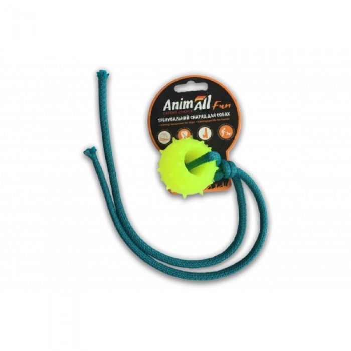 <p><strong>Оригинальная и яркая игрушка AnimAll Fun в виде мячика из натурального и не токсичного каучука с прочным канатом для собак, 1 шт</strong></p>