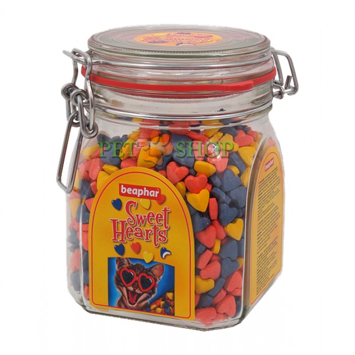 <p><strong>Полезное лакомство для кошек и котят с 6-недельного возраста, в форме разноцветных сердечек.</strong></p>