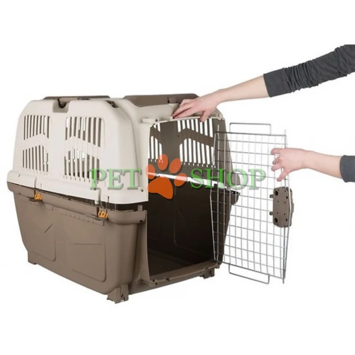<p><strong>Trixie Skudo 5</strong> &mdash; cușcă de transport cu ușă metalică, special concepută pentru transportul pisicilor și c&acirc;inilor de talie medie. Dimensiuni: 79*59*65 cm. Acest model este aprobat oficial pentru călătorii cu trenul și avionul. <strong>Roțile și cureaua de umăr nu sunt incluse &icirc;n комплектul standard Skudo 5 și se achiziționează separat.</strong></p>