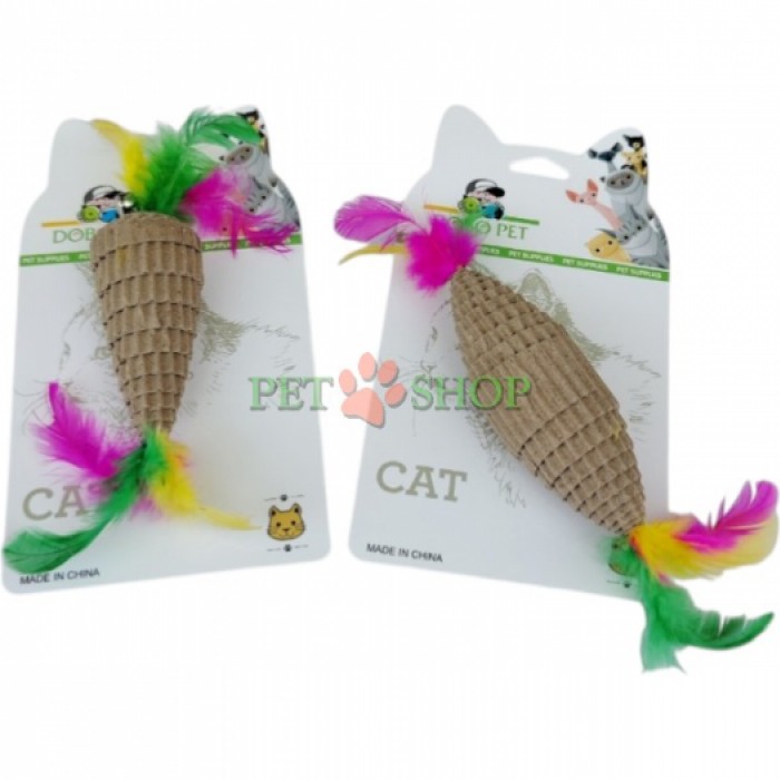 <p><strong>Картонная игрушка с перьями </strong>&mdash; это простое, но невероятно увлекательное развлечение для кошек, которое пробуждает их природные охотничьи инстинкты и помогает поддерживать активность в течение дня.</p>