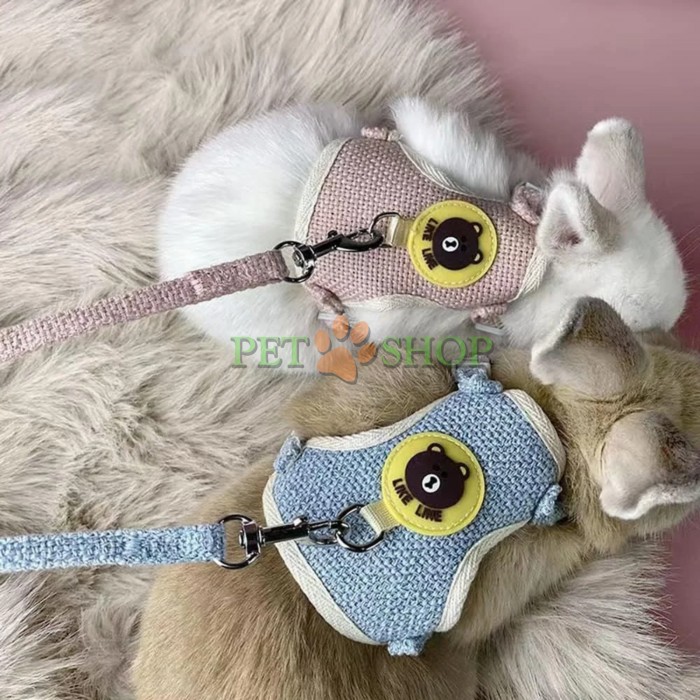 <p>Комплект из анатомической шлейки и прочного поводка от бренда <strong>Potato Pet</strong> &mdash; это идеальный выбор для ежедневных прогулок с кошками и собаками мелких пород.</p>