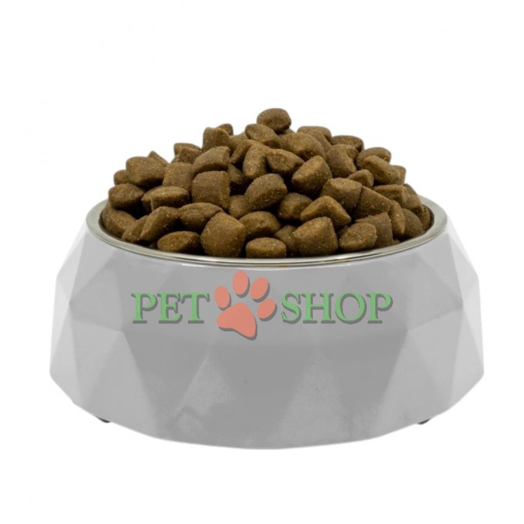 <p>Natures Protection White Dogs Adult All Life Stages&nbsp;White Fish - hrană uscată completă cu pește alb pentru c&acirc;ini de toate mărimile și toate v&acirc;rstele cu blană albă.</p>