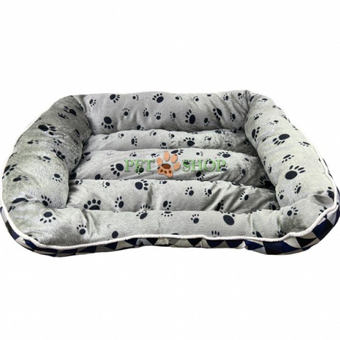 <p><strong>Pat pufos pentru pisici si caini&nbsp;cu pernă.</strong></p>

<p><strong>Lungime - 60 cm</strong></p>

<p><strong>Lățime - 40 cm.</strong></p>