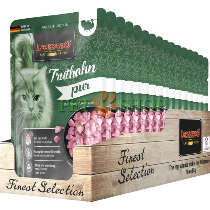 <p><strong>Представляет собой сбалансированный рацион, обеспечивающий организм питомца необходимыми питательными веществами.</strong></p>