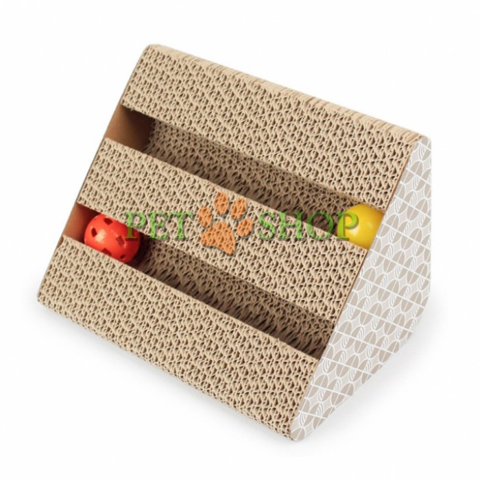 <p><strong>Картонная когтеточка треугольник с двумя шариками. Высота - 24.2 см, Длина - 27 см, Высота - 17 см, Ширина - 17 см.</strong></p>